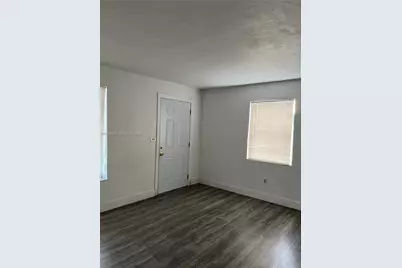 1999 NW 2nd St #1, Miami, FL 33125 - Photo 5