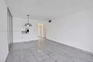 8951 Sunrise Lakes Blvd, Sunrise, FL 33322 - Photo 17