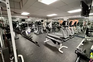 2899 Collins Ave, Miami Beach, FL 33140 - Photo 25