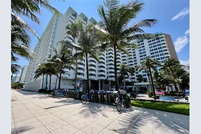2899 Collins Ave #740, Miami Beach, FL 33140 - Photo 23