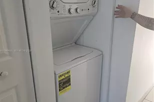 2647 NW 25th Ave, Miami, FL 33142 - Photo 7