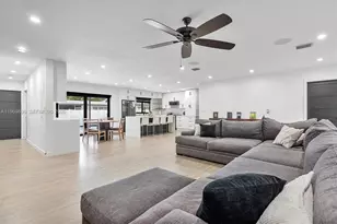 10950 NW 16th Ct, Pembroke Pines, FL 33026 - Photo 9