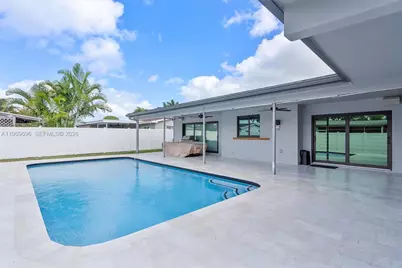 10950 NW 16th Ct, Pembroke Pines, FL 33026 - Photo 37