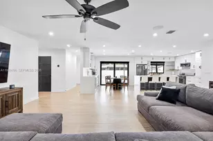 10950 NW 16th Ct, Pembroke Pines, FL 33026 - Photo 7