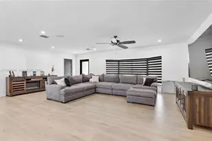 10950 NW 16th Ct, Pembroke Pines, FL 33026 - Photo 5