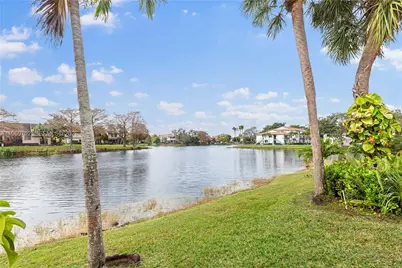 9722 NW 23rd Ct, Pembroke Pines, FL 33024 - Photo 17