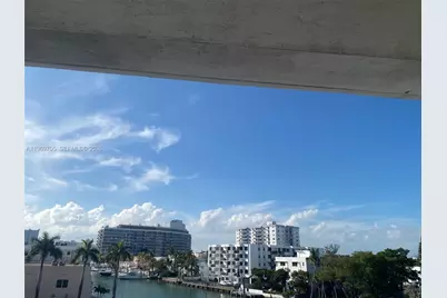 7118 Bonita Dr #405, Miami Beach, FL 33141 - Photo 1