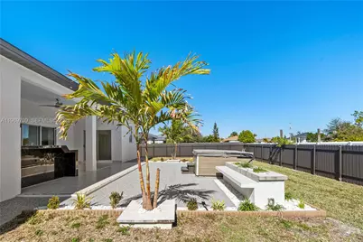 401 NW 27th St, Cape Coral, FL 33993 - Photo 43