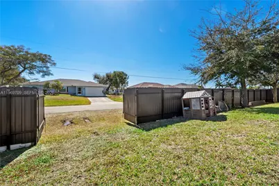 401 NW 27th St, Cape Coral, FL 33993 - Photo 47