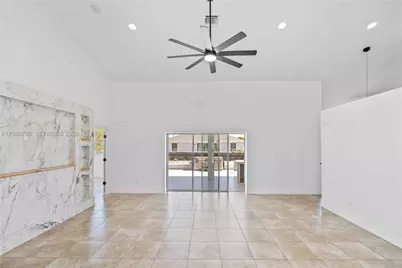 401 NW 27th St, Cape Coral, FL 33993 - Photo 9