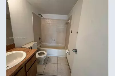 1024 Twin Lakes Dr #21-F, Coral Springs, FL 33071 - Photo 7