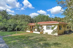 11919 NE 8th Ave, Biscayne Park, FL 33161 - Photo 29