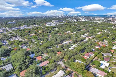 11919 NE 8th Av, Biscayne Park, FL 33161 - Photo 37