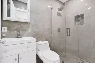 11919 NE 8th Ave, Biscayne Park, FL 33161 - Photo 15