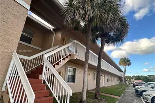 910 Twin Lakes Dr, Coral Springs, FL 33071 - Photo 1