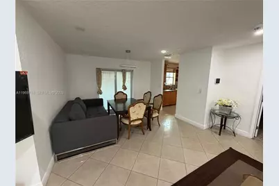 150 NE 164th St, Miami, FL 33162 - Photo 11