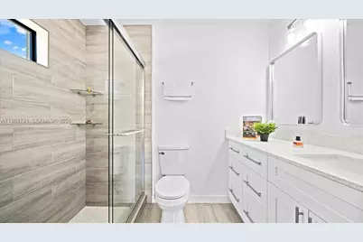 906 Capetown Ave, Lehigh Acres, FL 33974 - Photo 13