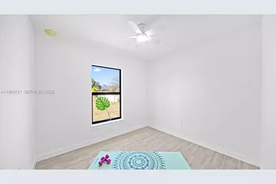 906 Capetown Ave, Lehigh Acres, FL 33974 - Photo 15