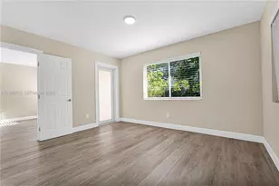 11919 NE 8th Ave, Biscayne Park, FL 33161 - Photo 15