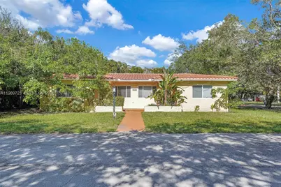 11919 NE 8th Ave, Biscayne Park, FL 33161 - Photo 37