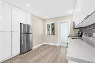 11919 NE 8th Ave, Biscayne Park, FL 33161 - Photo 7