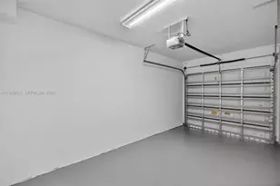 8815 NW 88th Terrace, Tamarac, FL 33321 - Photo 5