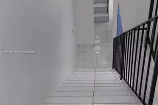 140 NW 87th Ave, Miami, FL 33172 - Photo 17