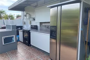 720 NW 123rd Ave, Miami, FL 33182 - Photo 35