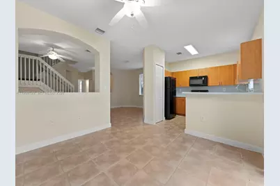 1483 SE 25th Ave, Homestead, FL 33035 - Photo 9
