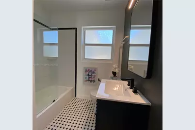 951 NE 116th St, Biscayne Park, FL 33161 - Photo 23