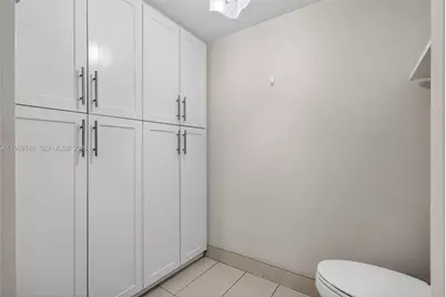 3610 Yacht Club Dr #414, Aventura, FL 33180 - Photo 9