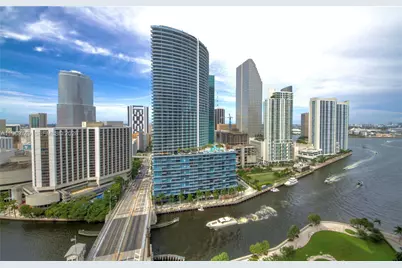 200 Biscayne Boulevard Way #4304, Miami, FL 33131 - Photo 25