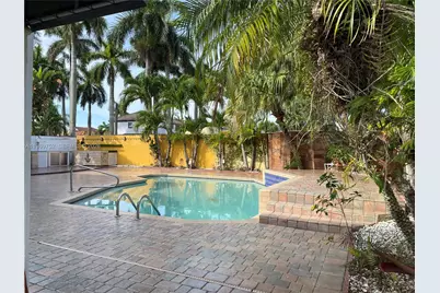 720 NW 123rd Ave, Miami, FL 33182 - Photo 29