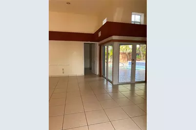 720 NW 123rd Ave, Miami, FL 33182 - Photo 7