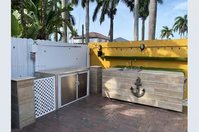 720 NW 123rd Ave, Miami, FL 33182 - Photo 37