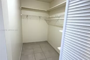 451 NE 136th St, North Miami, FL 33161 - Photo 15