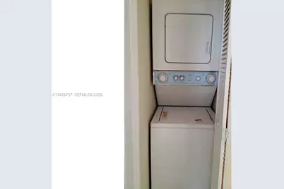 2418 Liberty St #A, Hollywood, FL 33020 - Photo 3