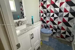 10403 NW 80th Ct, Tamarac, FL 33321 - Photo 5