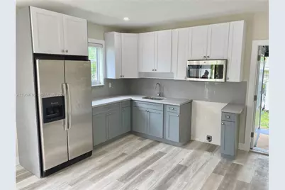 1147 NE 113th St #1147, Miami, FL 33161 - Photo 3