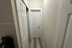 1147 NE 113th St, Miami, FL 33161 - Photo 21