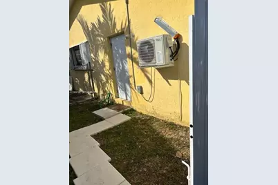 Xxx30 SW 21st St #Efficiency, Miami, FL 33175 - Photo 3