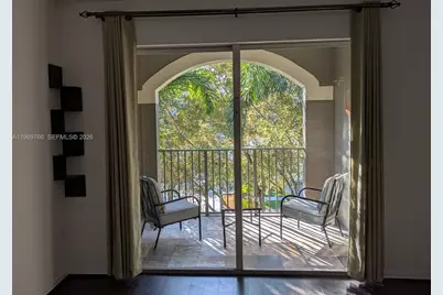 6831 SW 44th St #302, Miami, FL 33155 - Photo 3