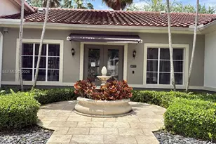 6831 SW 44th St, Miami, FL 33155 - Photo 1