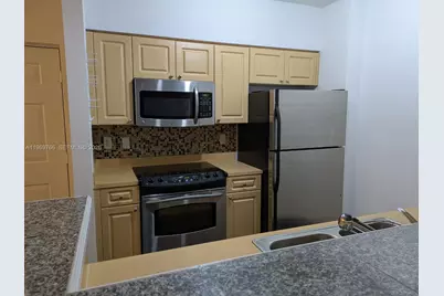 6831 SW 44th St #302, Miami, FL 33155 - Photo 7