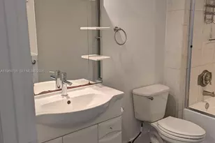 6831 SW 44th St, Miami, FL 33155 - Photo 11