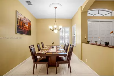 10620 NW 56th Ct, Coral Springs, FL 33076 - Photo 7