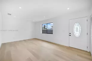 19635 NW 52nd Pl, Miami Gardens, FL 33055 - Photo 9