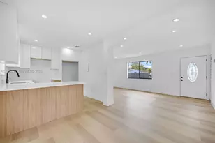 19635 NW 52nd Pl, Miami Gardens, FL 33055 - Photo 7