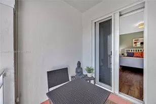 1690 Yellowheart Way, Hollywood, FL 33019 - Photo 25