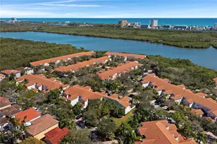 1690 Yellowheart Way, Hollywood, FL 33019 - Photo 37